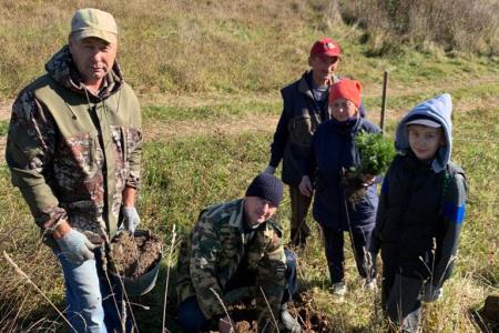 В деревне Сархорн Чувашской Республики посадили «лес памяти»
