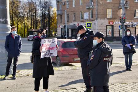 «Забыть – нельзя, простить – невозможно!». Пикеты коммунистов в Пермском крае