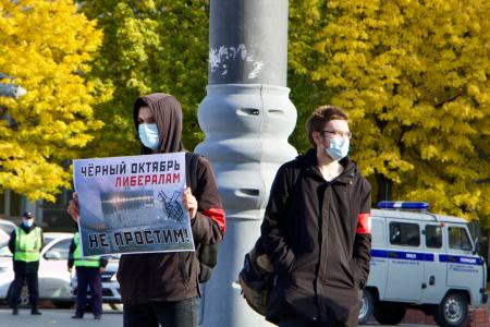 «Забыть – нельзя, простить – невозможно!». Пикеты коммунистов в Пермском крае