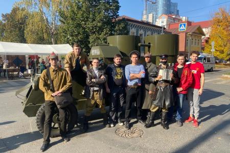 В Самаре прошел ежегодный историко-патриотический фестиваль «Ожившие страницы истории»