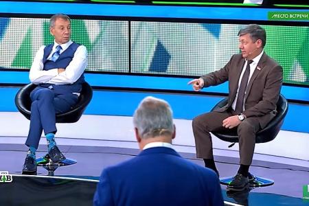 Дмитрий Новиков: «Разговаривать на равных США будут только с сильной Россией»