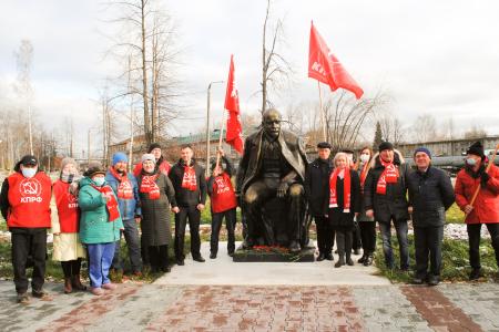 Пермский край. В Краснокамске был открыт восстановленный памятник В.И. Ленину