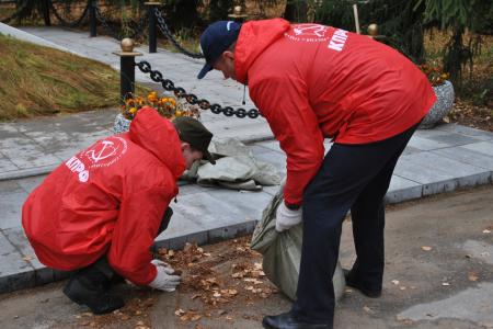 Нижегородская область. Автозаводские коммунисты провели субботник