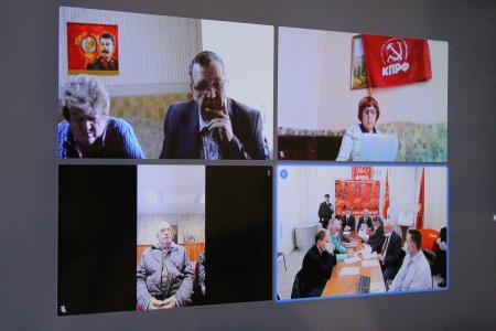 Псковские коммунисты на заседании бюро решили провести праздничные публичные мероприятия с учетом действующих ограничений