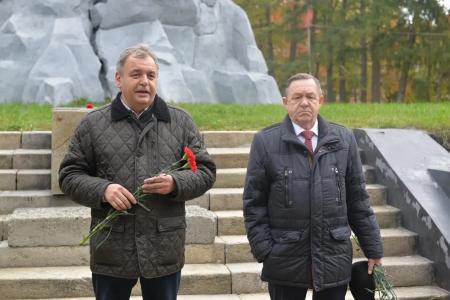 Не забывайте этот дым: Новосибирцы почтили память защитников Советской власти