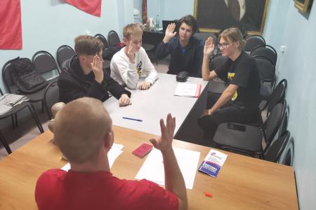 Саратовский комсомол: теперь и в Кировском районе