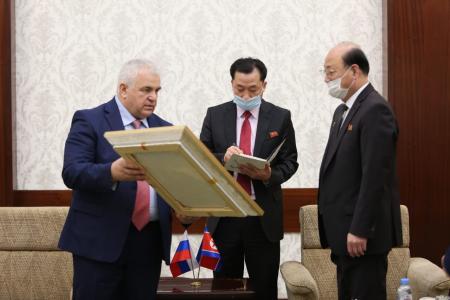 Лидер КПРФ Г.А. Зюганов поздравил корейских товарищей с 75-й годовщиной образования Трудовой партии Кореи