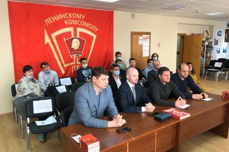 Подмосковные коммунисты отметили 102-ю годовщину Ленинского Комсомола