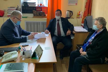Депутат-коммунист Александр Наумов в региональную неделю, провел прием граждан в шести городских округах Подмосковья