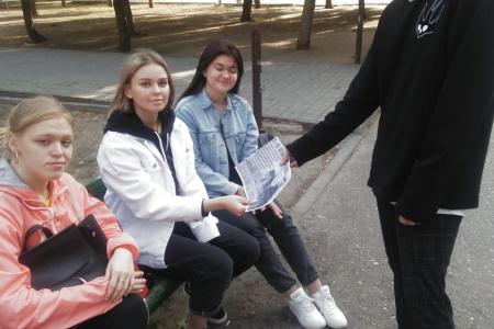 Коммунисты Волгоградской области напомнили жителям о событиях "кровавого октября" начала 90-х