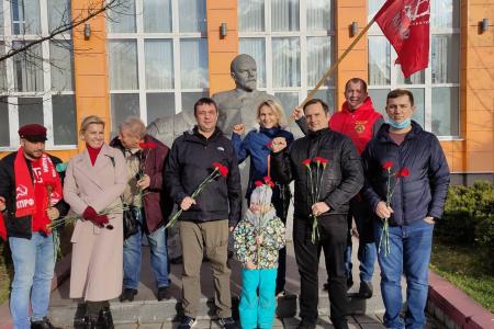 Московская область. Коммунисты совершили автопробег по Ленинским местам
