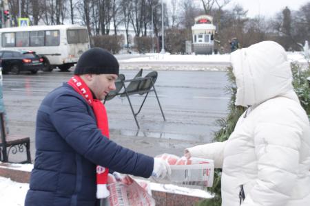 В Костроме прошла акция в защиту хакасского губернатора-коммуниста Валентина Коновалова