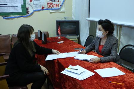Калуга. Прием избирателей депутатом-коммунистом Мариной Костиной