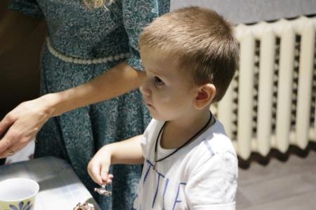 Саратовская область. В канун Дня матери Ольга Алимова посетила многодетные семьи