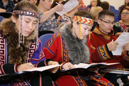 Лидер коммунистов Якутии Виктор Губарев: «Ансамбль народов Севера «Сээдьэ» должен быть воссоздан!»