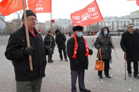 Коммунисты Забайкалья отдали дань уважения землякам-революционерам в День Великого Октября