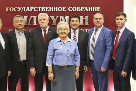 Первый секретарь Якутского рескома КПРФ Виктор Губарев: У личных подсобных хозяйств отбирают последние рубли