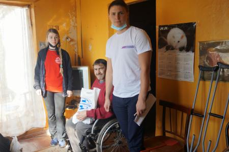 Многодетные и малоимущие семьи Ставрополья получили гуманитарную помощь при поддержке ЦК ЛКСМ РФ и депутата Госдумы В.Г. Позднякова