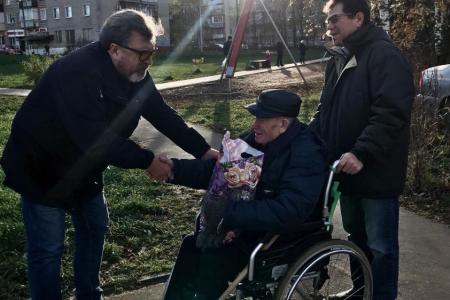Московская область. Подмосковные коммунисты помогают ветеранам, детям войны и малоимущим гражданам