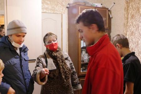 Саратовская область. В канун Дня матери Ольга Алимова посетила многодетные семьи