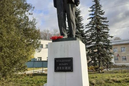 Ю.В. Афонин: Депутаты Боровска отказались следовать примеру коллег из Тарусы и не стали переименовывать улицы своего города