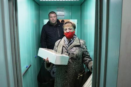 Саратовская область. В канун Дня матери Ольга Алимова посетила многодетные семьи
