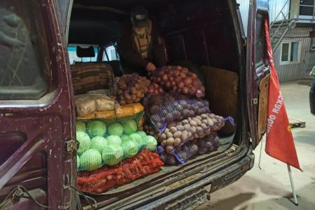 Подмосковные коммунисты отправили продукты питания для детей войны, а также малоимущим и многодетным семьям в городские округа региона