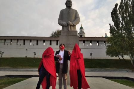 В Астрахани прошло мероприятие в честь 102-й годовщины комсомола