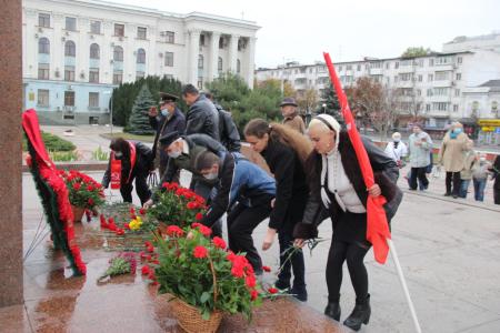 103-я годовщина Великой Октябрьской социалистической Революции в Крыму