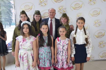 Завершился VII Всероссийский конкурс детского и юношеского творчества «Земля талантов», который проводится при поддержке КПРФ и ЛКСМ РФ