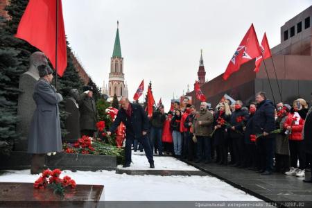 Учиться у Сталина!