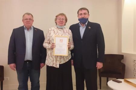 Московская область. Депутат-коммунист Александр Наумов провел прием граждан в Ступино и наградил волонтеров