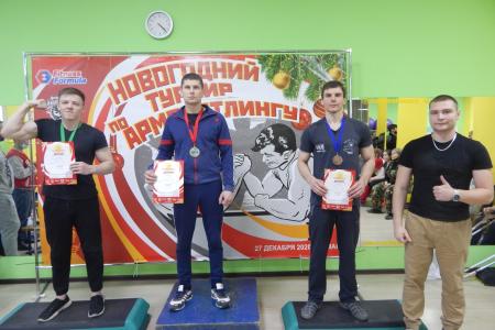 Самарская область. При поддержке КПРФ проведен турнир по армрестлингу