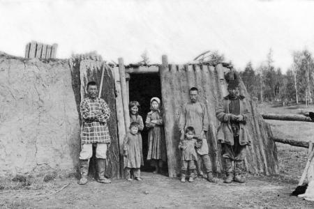 Первый секретарь Якутского рескома КПРФ Виктор Губарев: Страницы истории. Взгляд через столетие