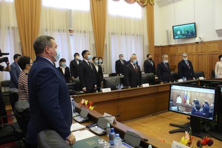 Фракция коммунистов в парламенте Калмыкии не поддержала бюджет и выступила с заявлением о вотуме недоверия Главе республики
