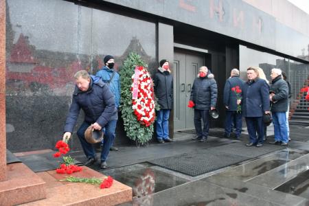 Учиться у Сталина!
