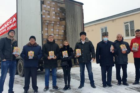 Традиционный Новогодний гуманитарный конвой детям ЛНР подготовили коммунисты Ростовской области