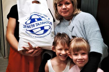 Юрий Афонин: Комсомольцы и сегодня в авангарде добровольческих движений