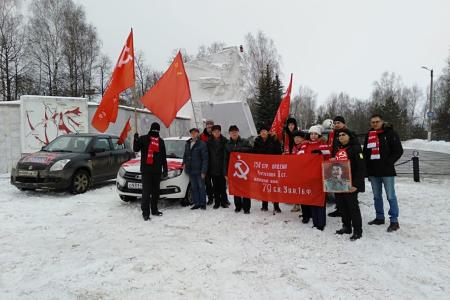 Калуга. Автопробег в честь освобождения города от немецко-фашистских захватчиков