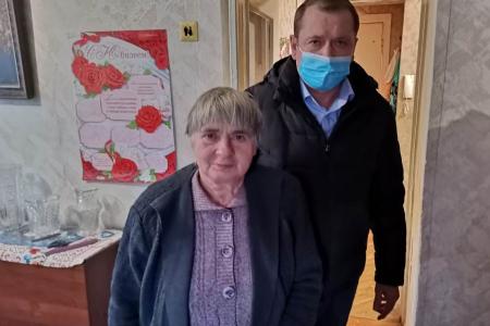 Тульская область. Депутат-коммунист Алексей Лебедев поздравил ветеранов Великой Отечественной войны с наступающим Новым годом