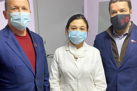 Республика Башкортостан. Александр Ющенко осуществил гуманитарную помощь врачам и социально незащищенным гражданам