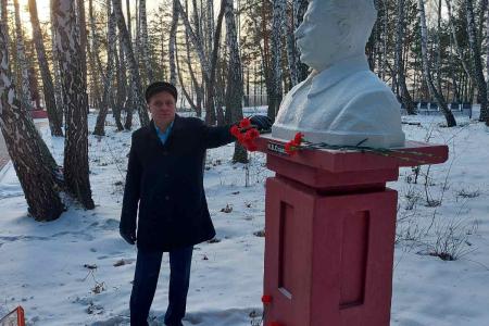 Тюменские коммунисты отметили очередную годовщину со дня рождения И.В. Сталина