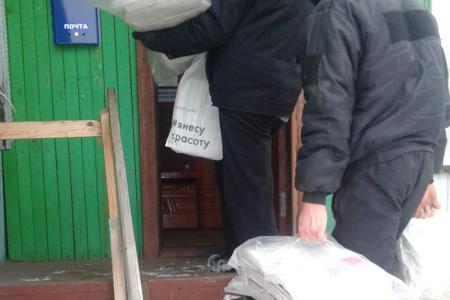 Навеки любим народом! Тамбовские коммунисты возложили цветы к бюсту вождя СССР
