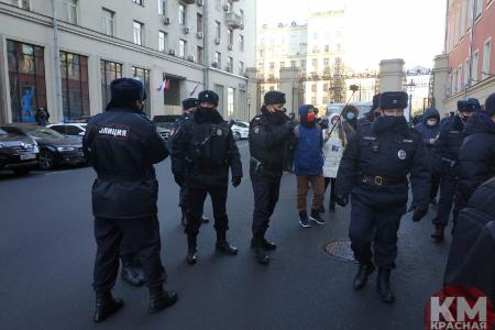 «Родители Москвы» подали обращения в мэрию против «дистанционки навсегда»