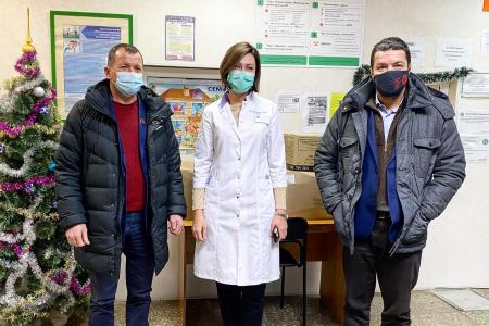 Республика Башкортостан. Александр Ющенко осуществил гуманитарную помощь врачам и социально незащищенным гражданам