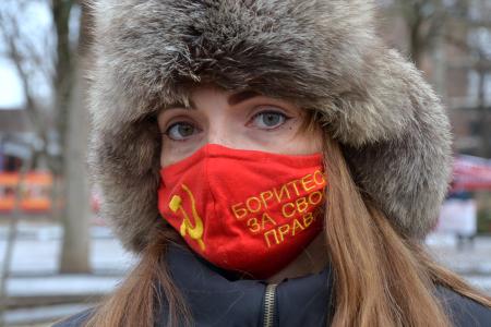 "Капитализм не простит тебе слабости!". В Ростове-на-Дону прошли акции протеста