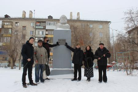 Сталинградские коммунисты провели памятные акции  в честь Дня рождения И.В. Сталина
