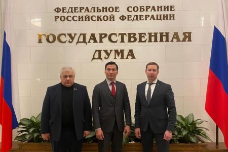 Г.А. Зюганов и В.И. Кашин в Госдуме провели встречу с Главой Республики Калмыкия Б.С. Хасиковым