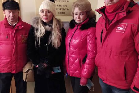 «Родители Москвы» подали обращения в мэрию против «дистанционки навсегда»