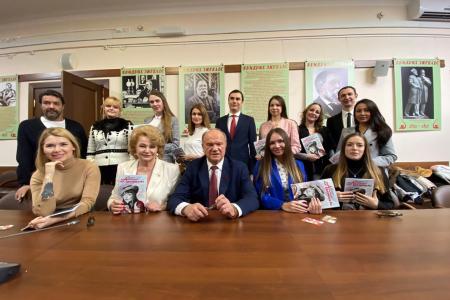 Стартовал новый проект «Социальный блогер»!